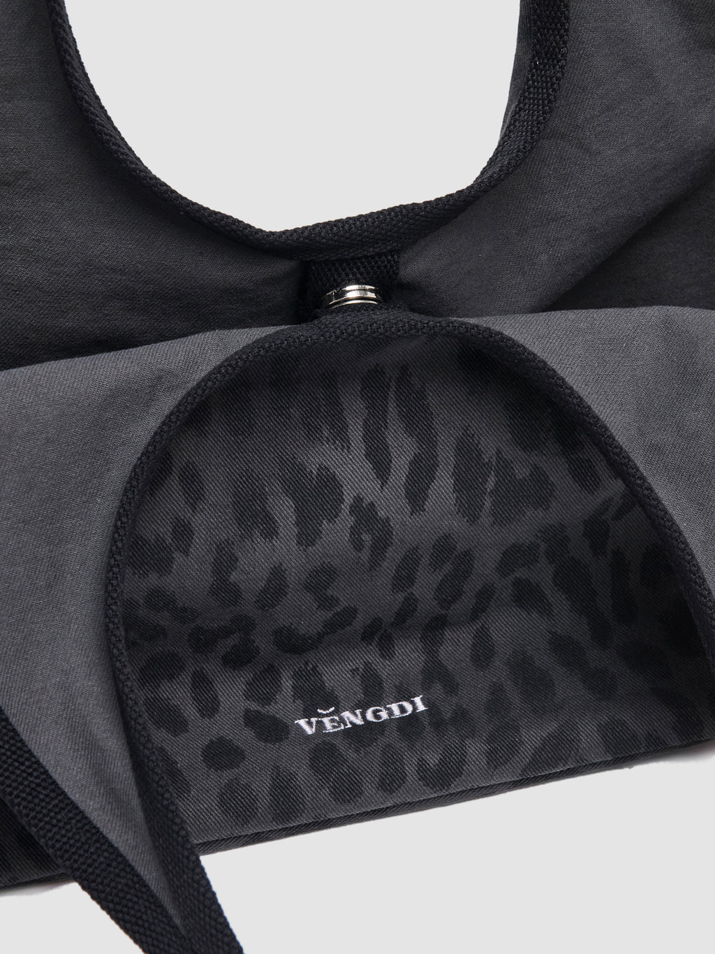 Riv - Leopard Charcoal