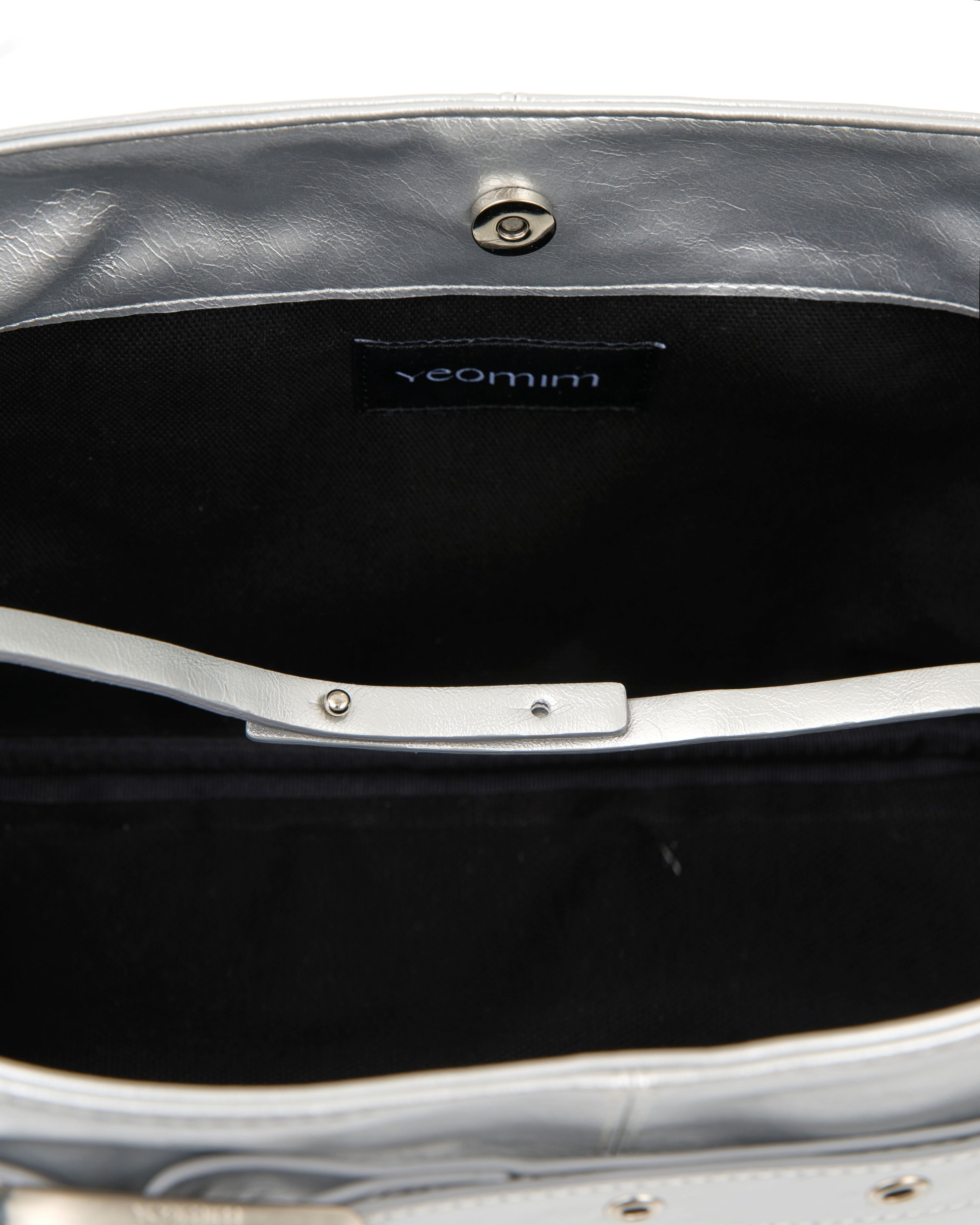 belted boat bag (silver)