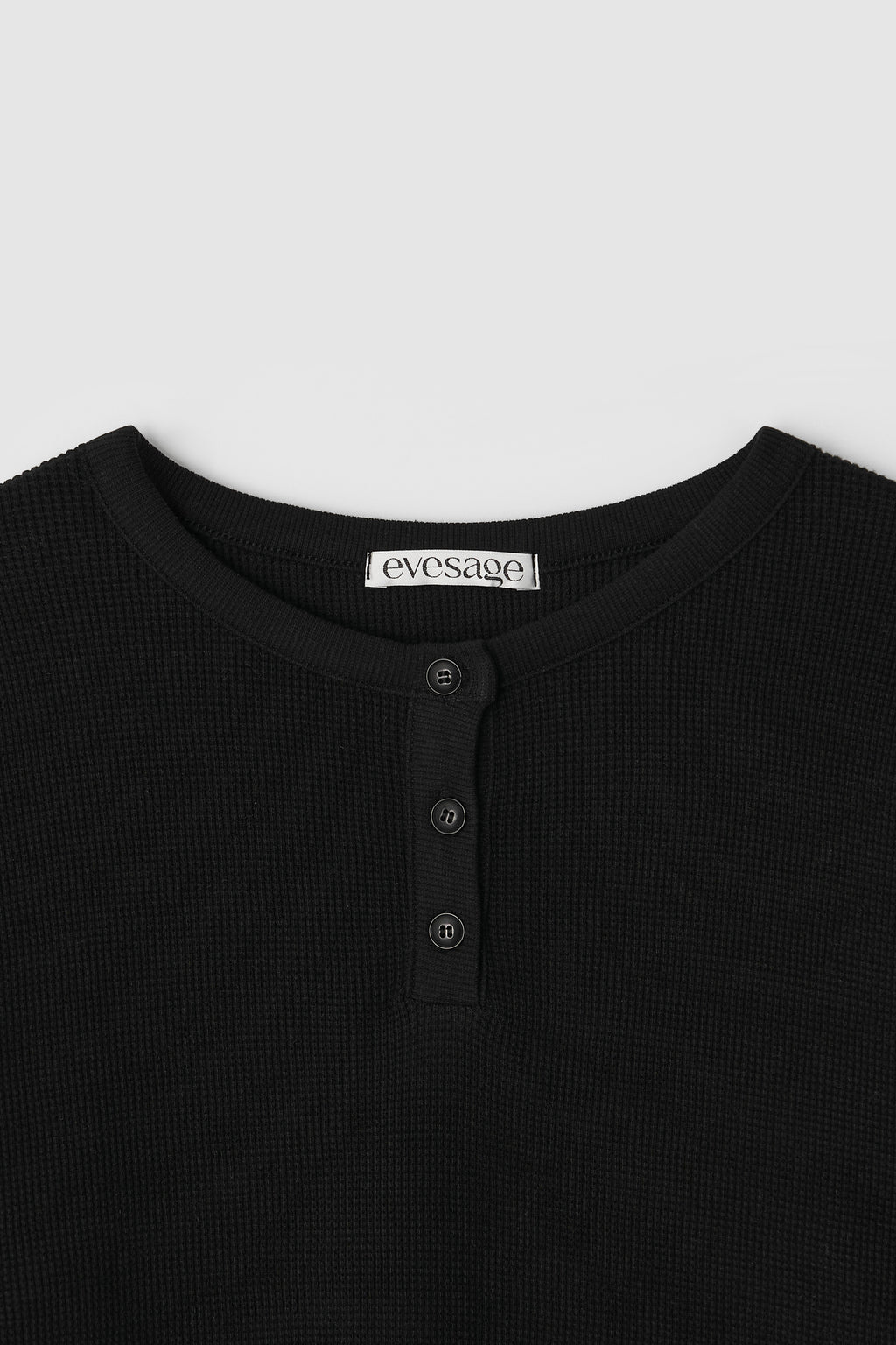 HENLEY NECK WAFFLE TEE - BLACK