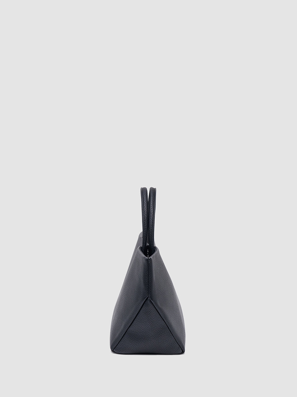 Loa - Black