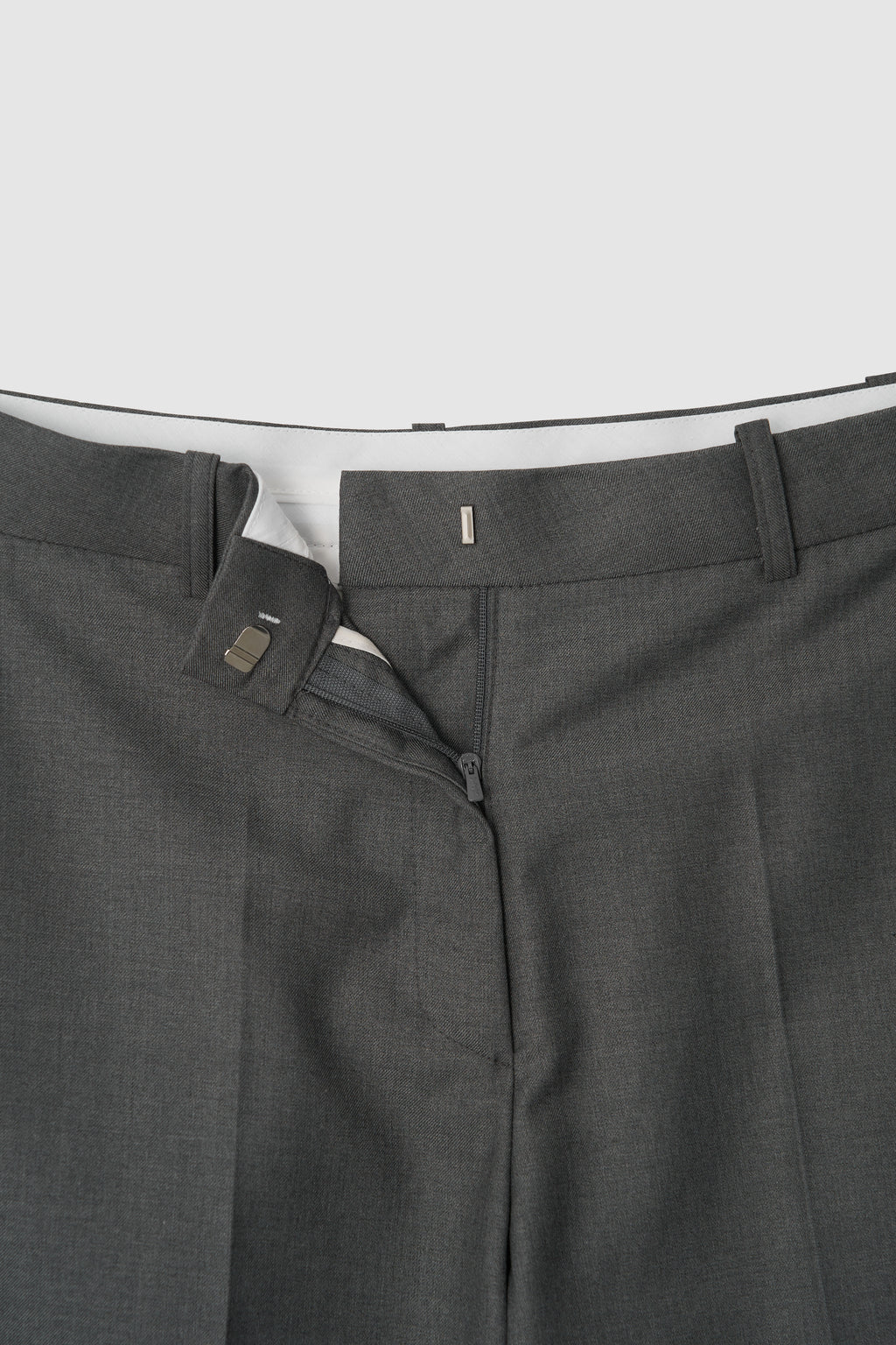 STRAIGHT SLACKS - GREY