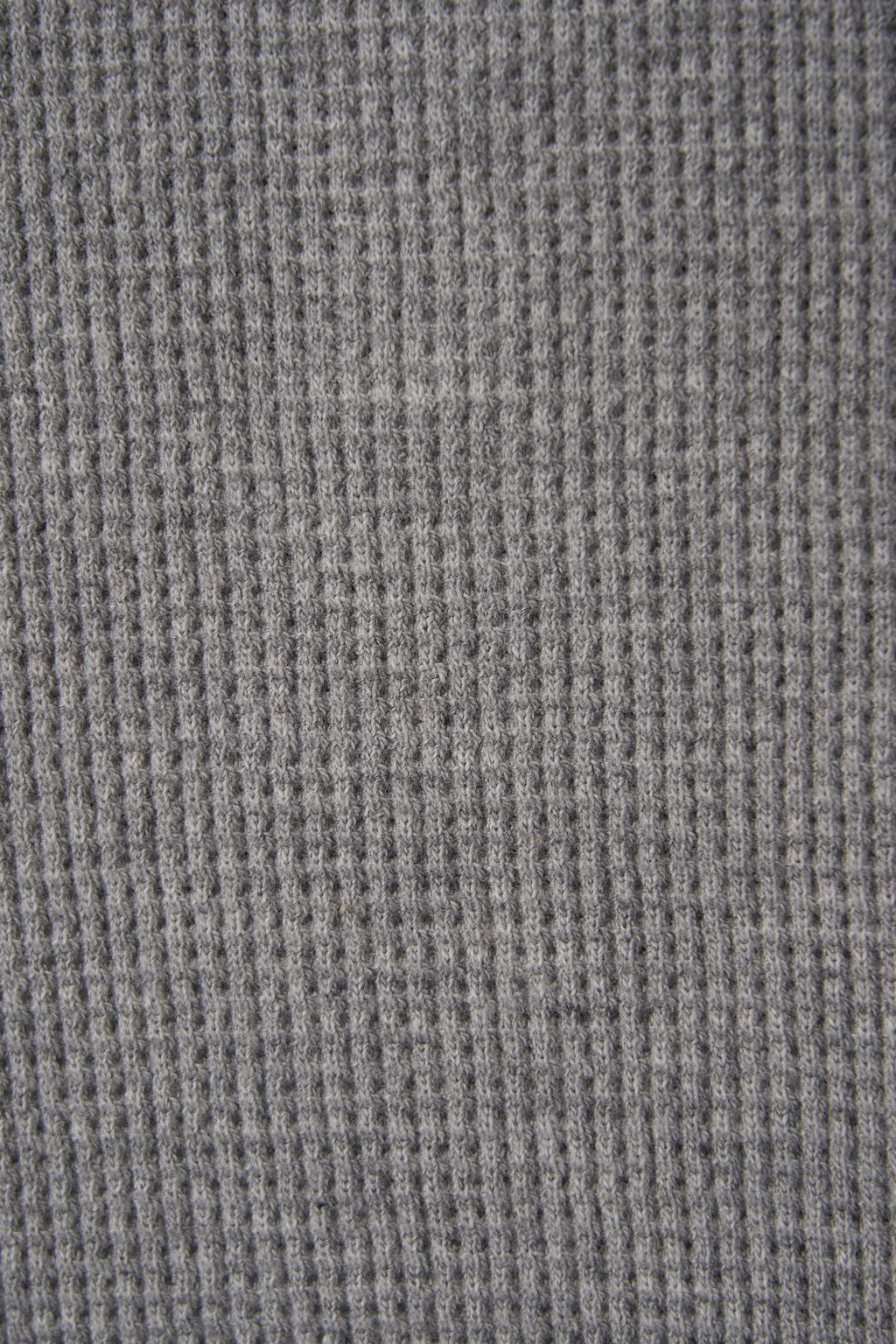 HENLEY NECK WAFFLE TEE - GREY