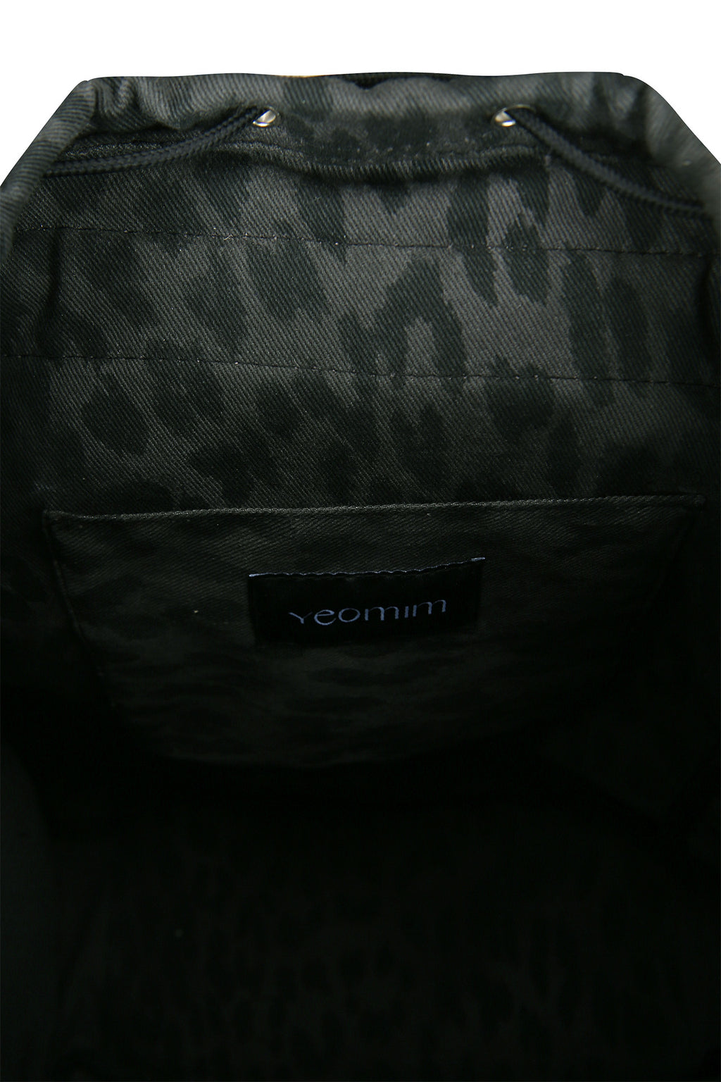raw layout backpack (leopard charcoal)