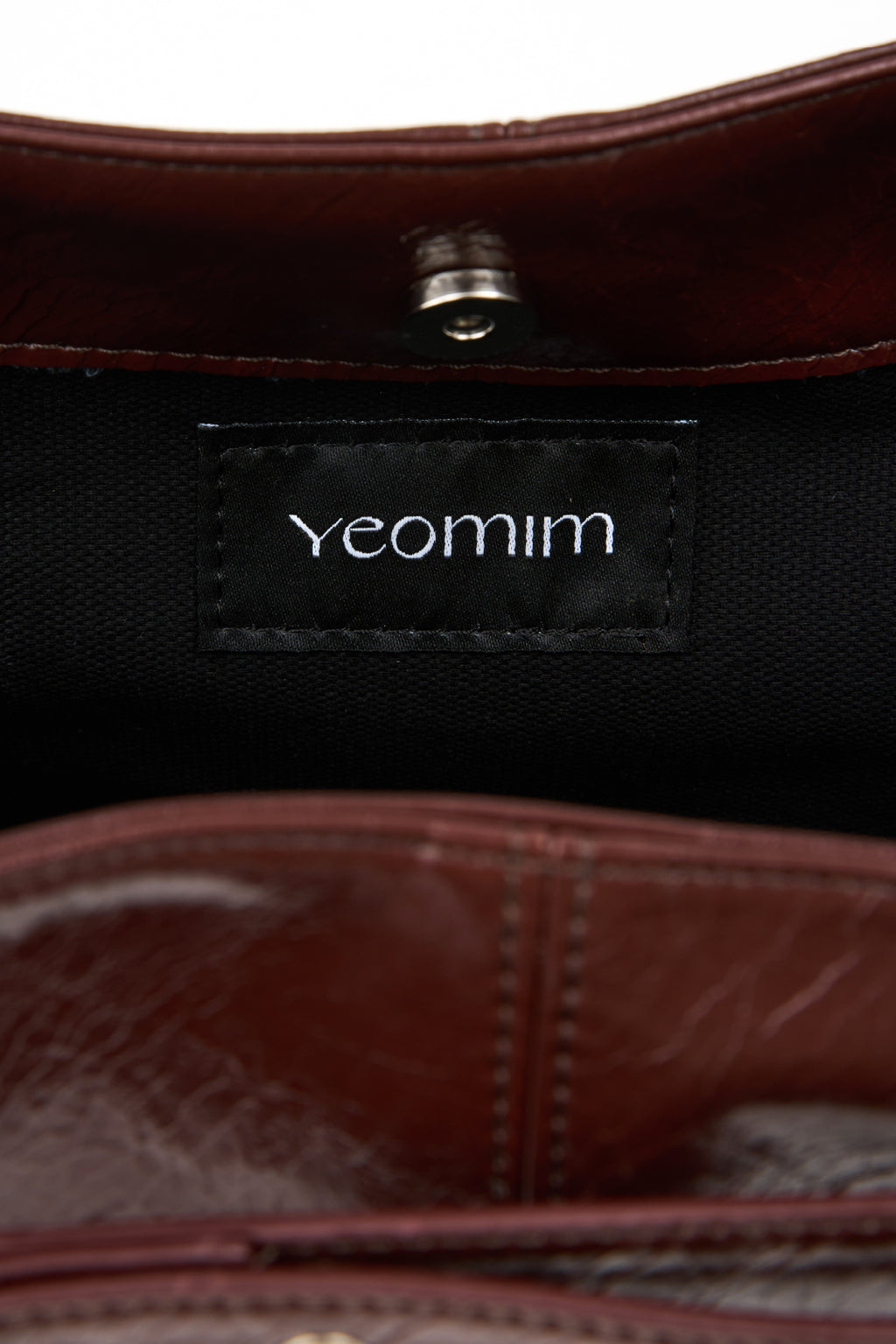belted boat bag (crack burgundy)