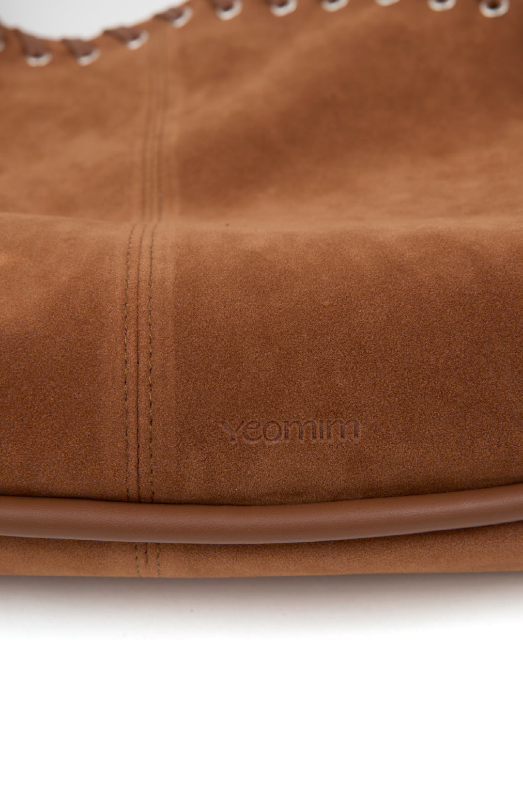 medium slash hobo bag (suede camel)